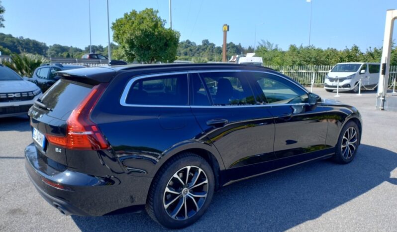 VOLVO V60 MOMENTUM 2.0 B4 HYBRID 190 CV